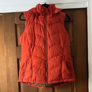 Athleta burnt orange down puffer hooded vest medium